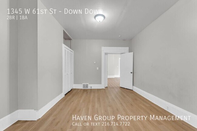 Building Photo - 1345 W 61st St