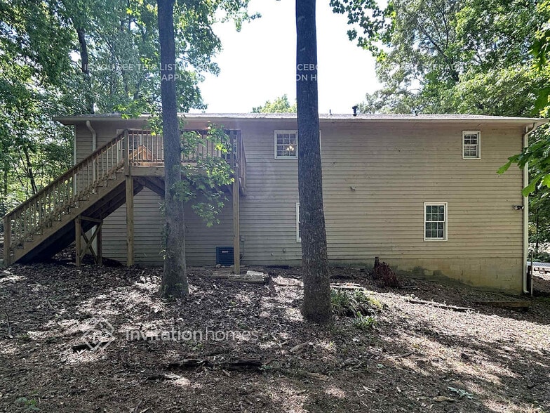 Building Photo - 264 Meek Dr