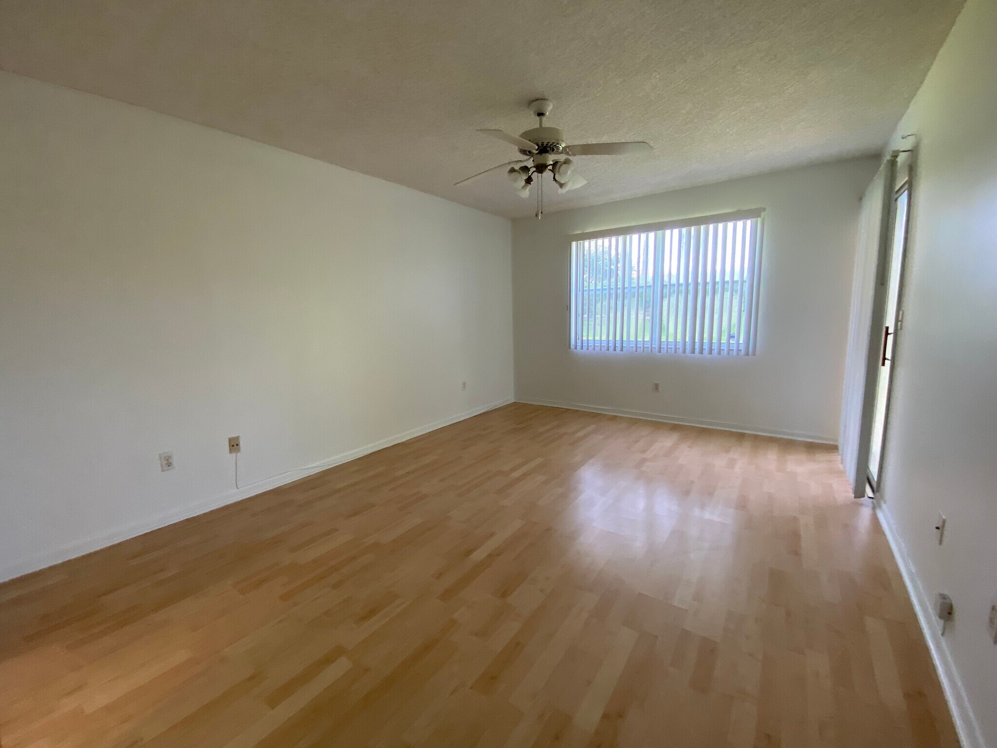 Building Photo - 2629 SE 19th Ct