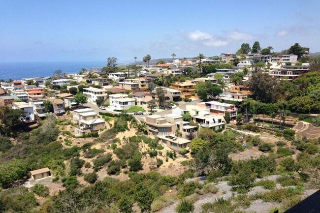 Building Photo - Gorgeous Contemporary Hilltop Laguna Beach...