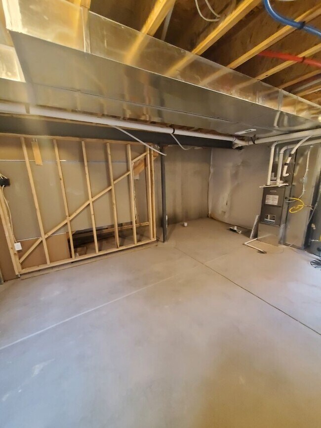 Building Photo - Updated 3 Bedroom Townhouse Across From Horsetooth Reservoir!