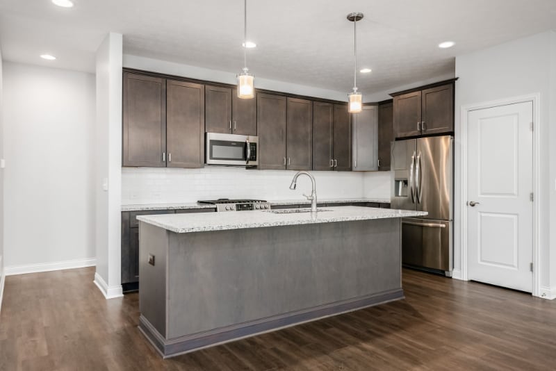 Building Photo - 5173 Hamptonshire Dr