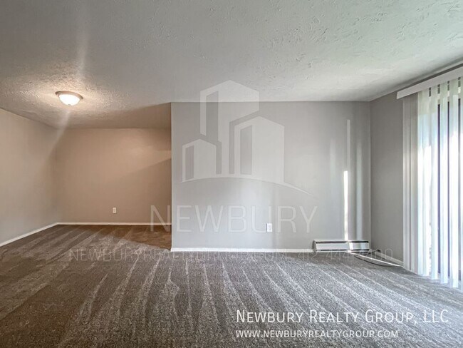 Building Photo - 1459 Poplar St