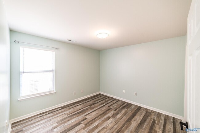 Building Photo - 128 Wilder Dr