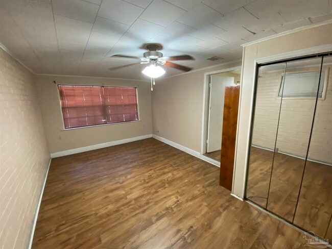 Building Photo - 4416 Creighton Rd