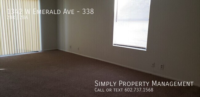 Building Photo - 1342 W Emerald Ave