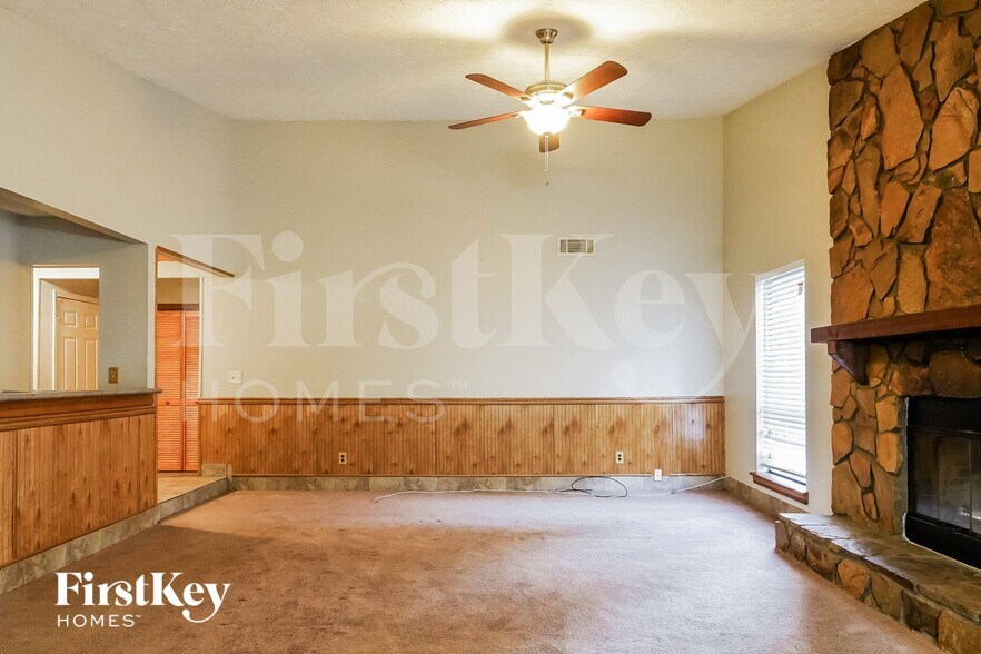 Building Photo - 446 Ridgetop Dr NW