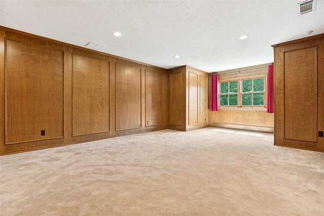 Building Photo - 6544 Valleybrook Dr