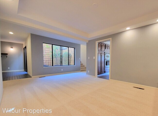 Building Photo - 3 br, 2.5 bath House - 3 Oliver Court