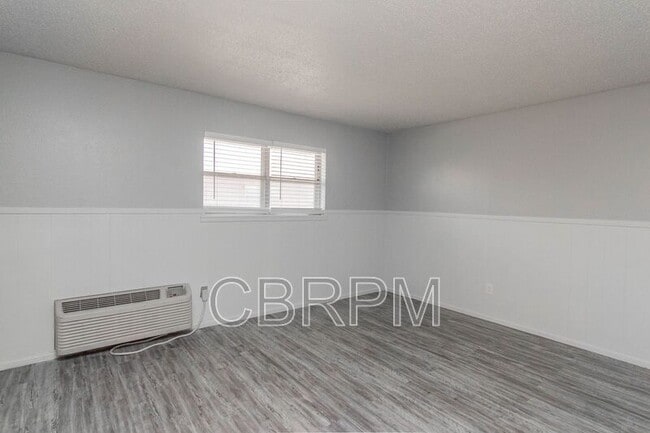 Building Photo - 1316 53rd St