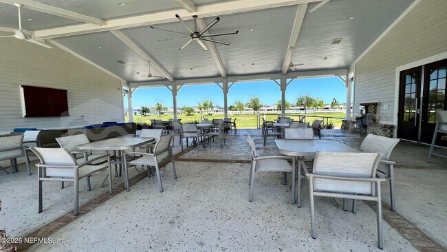 Building Photo - 37 River Mist Dr