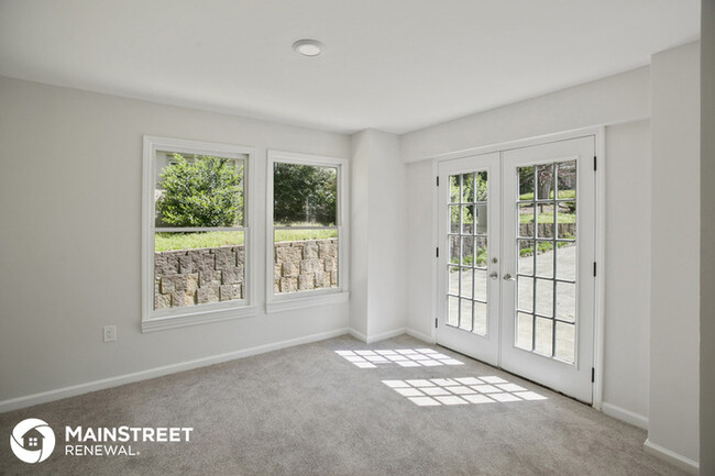 Building Photo - Welcome Home!