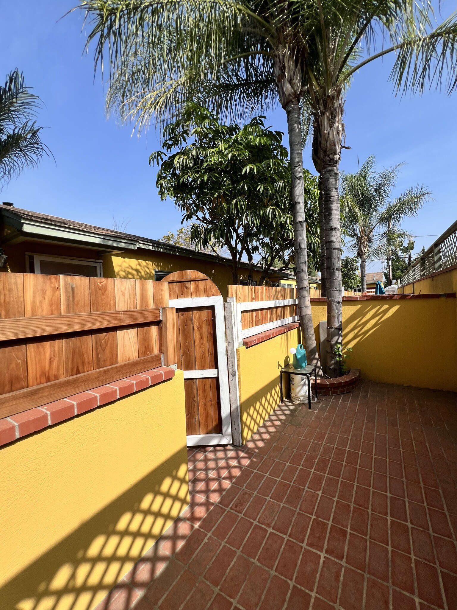 Private BBQ area - 218 N Florence St