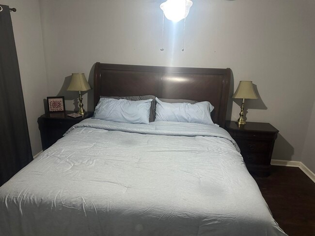 Building Photo - 3140 Camelliawood Cir W