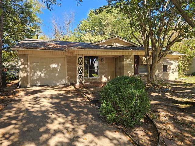 Primary Photo - 1811 Belden St