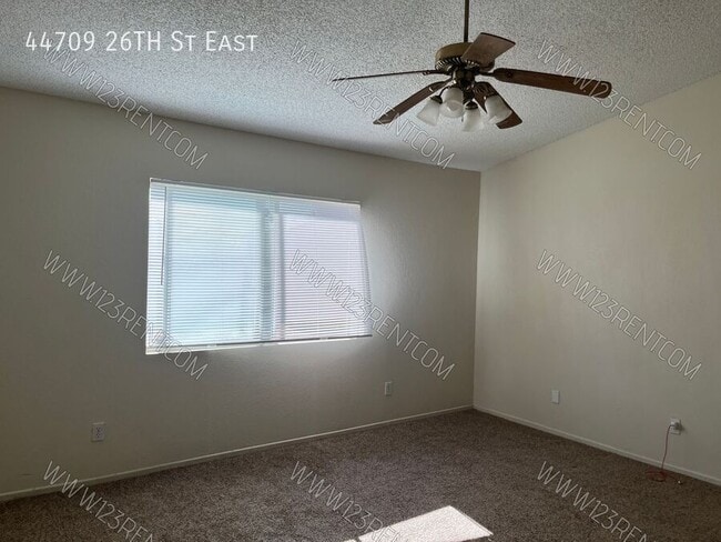 Building Photo - 44709 26th St E