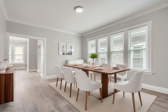 Building Photo - 7449 S Vernon Ave