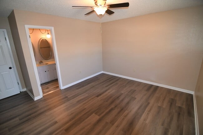 Building Photo - Location! Location!  Newly updated, 4 bedroom, 2 bath home near Perkins & Essens