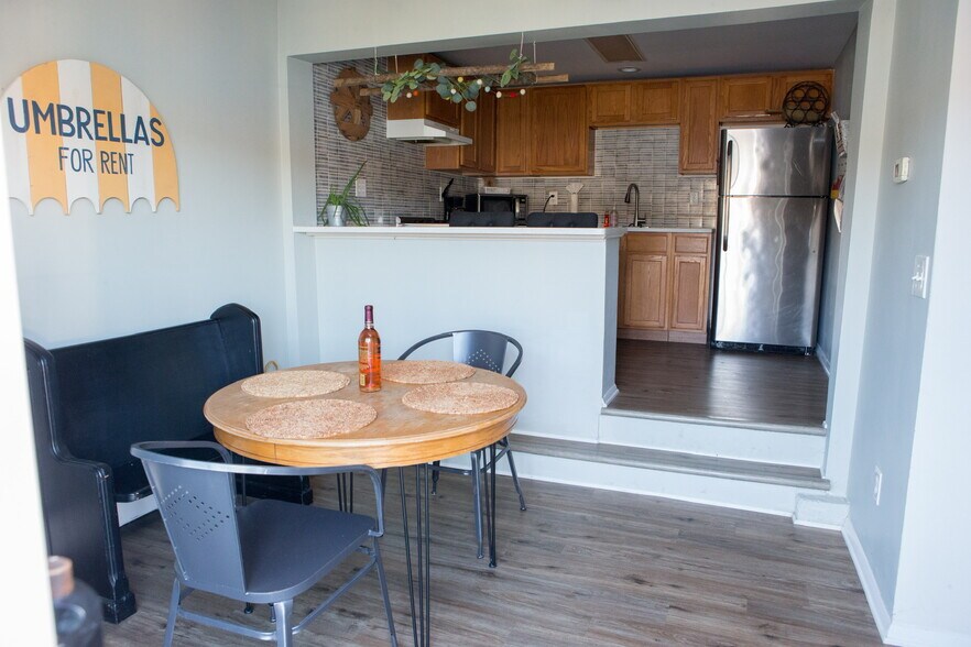 Building Photo - 636 Jersey Ave