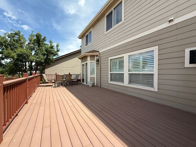 Building Photo - Rare Mountain View Gem for Rent in Erie!