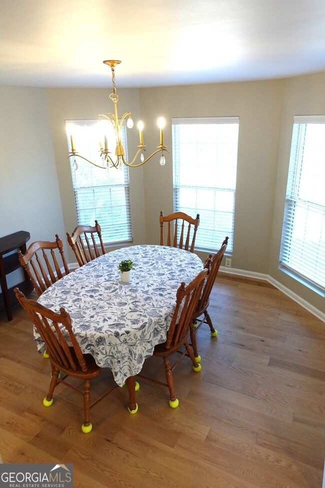 Building Photo - 1333 Holliday Dr