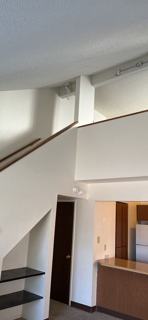 Building Photo - ADJACENT TO NAU: University Meadows- 2 Bed...