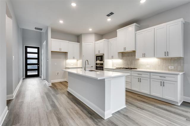 Building Photo - 11764 Chartwell Ct