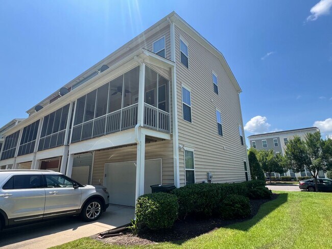 Building Photo - 3 Bedroom 4 Bath Townhouse in Bolton's Landing - West Ashley - Charleston
