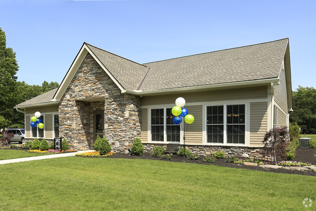 Clubhouse - Reserve at Lake Pointe