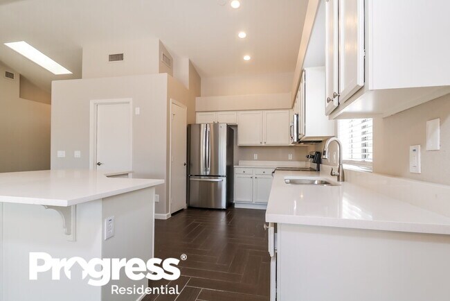 Building Photo - 13197 W Ocotillo Ln