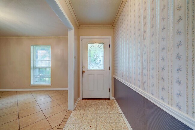Building Photo - 12534 Millbanks Dr