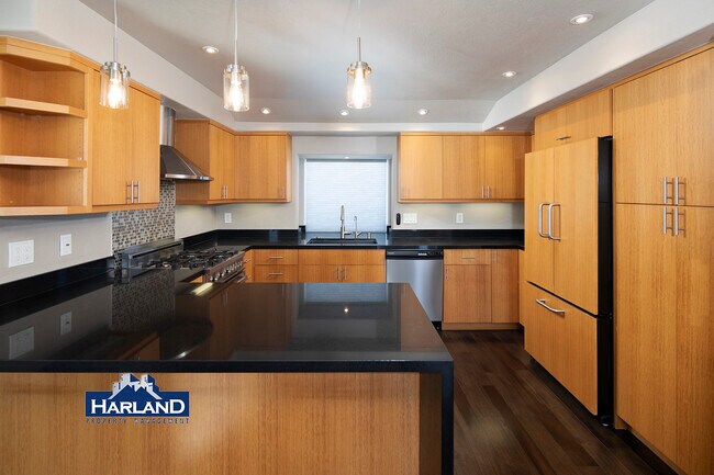 Building Photo - 4607 Janet Pl