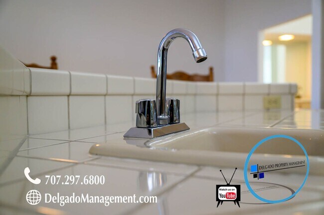 Building Photo - Benicia Hills 3 Bedroom Home