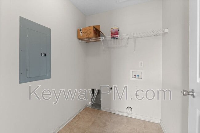 Building Photo - 189 Satomi Way