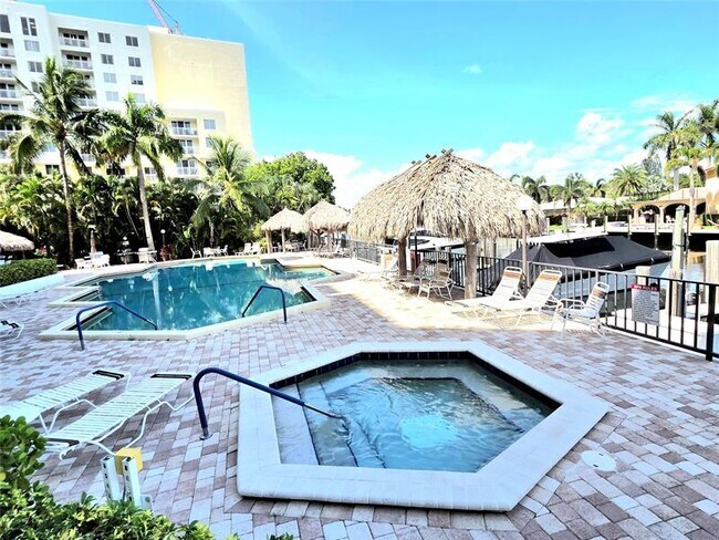 Building Photo - 1361 S Ocean Blvd