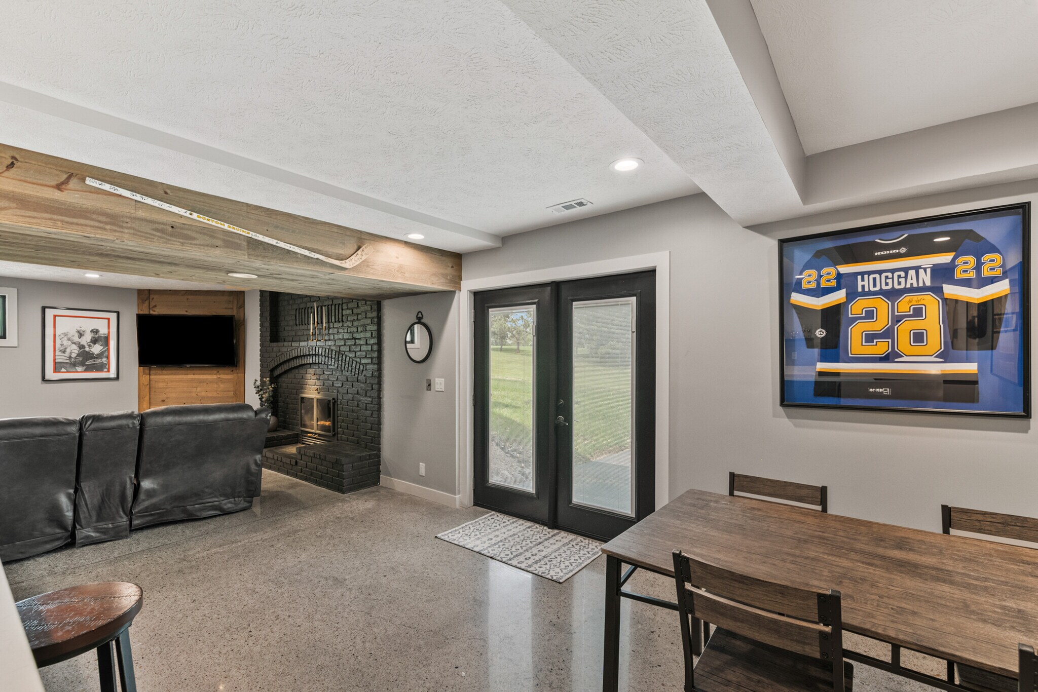 Building Photo - 4606 S 184th Plz