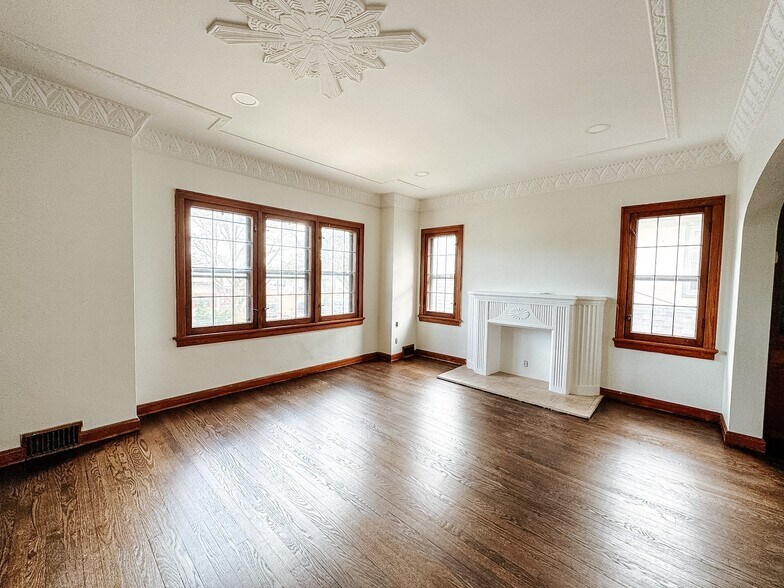 Building Photo - 2331 N 54th St