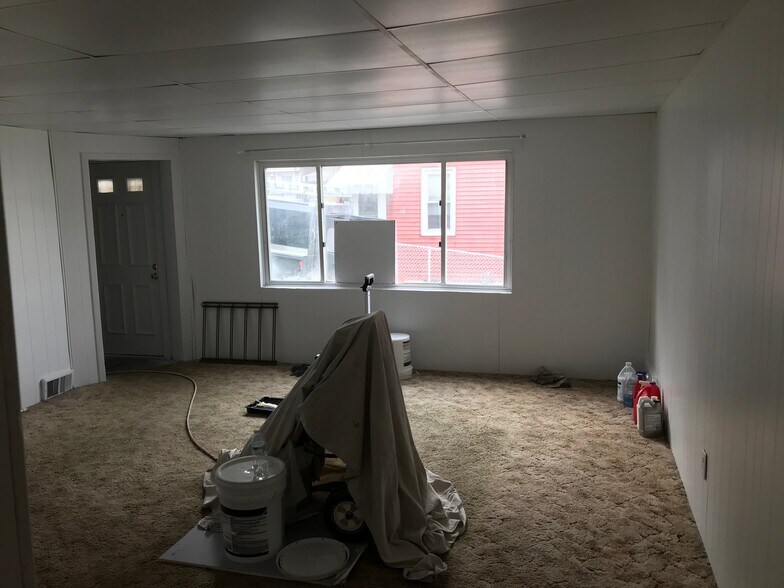 Building Photo - 11 Kosciusko Way
