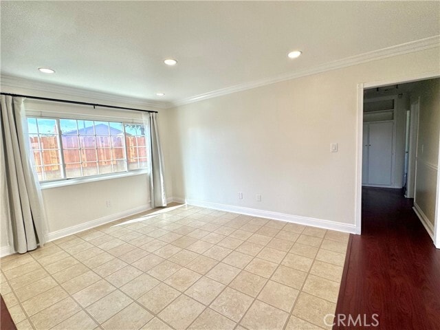 Building Photo - 15471 Salisbury Ln