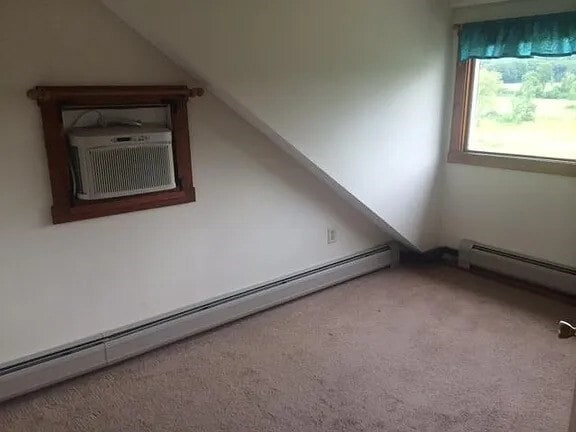 Building Photo - 423 N East St