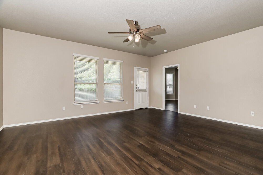 Building Photo - 5934 Ivans Farm