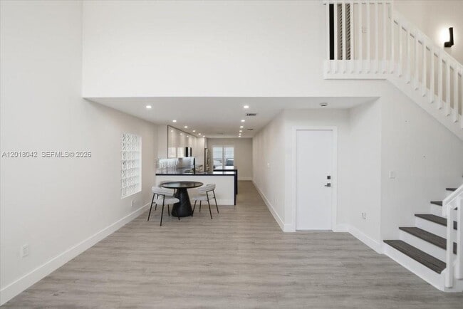 Building Photo - 1135 Oysterwood St
