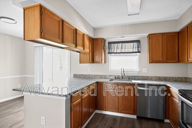 Building Photo - 339 Overlea Pl