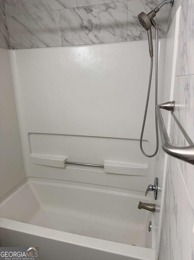 Building Photo - 2324 Coach Way