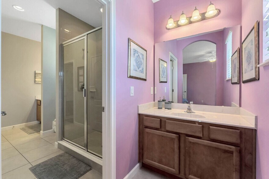 Building Photo - 4348 Acorn Ct