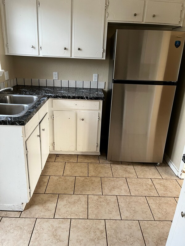 Building Photo - 1801 Duncan Ave