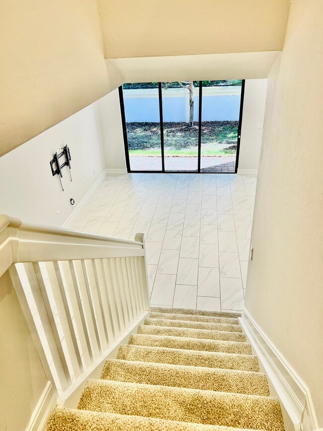 Building Photo - 7841 Bristol Cir