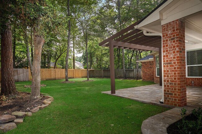 Building Photo - 14 Filigree Pines Pl