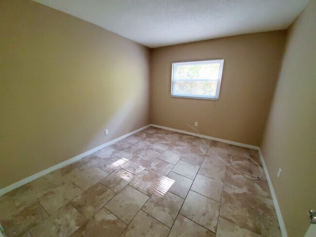 Building Photo - 4115 32nd St N