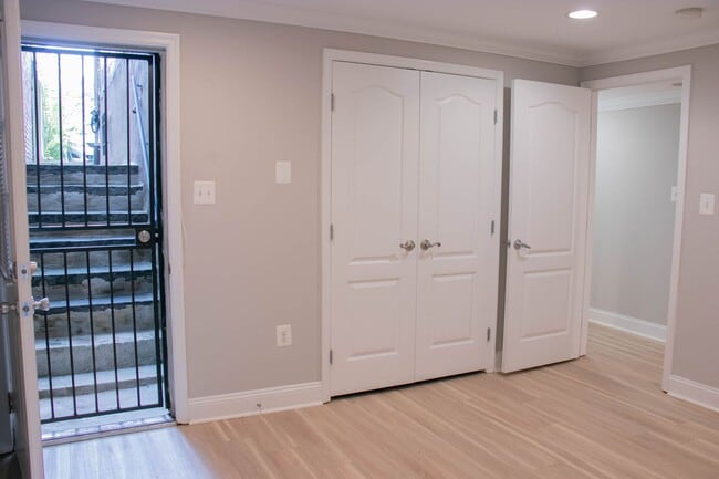 Building Photo - 607 P St NW